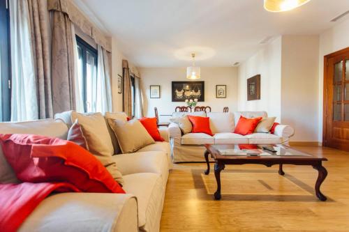 Duplex with terrace- 5Bd 3Bth- Center, Sevilla (Foto 4)