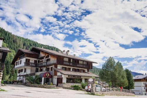 Viesnīcas āriene, Hotel Sporting in Zoldo Alto