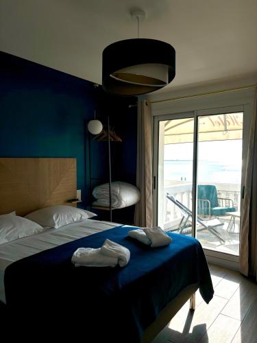 L'Hotel De La Plage in Le Grau-du-Roi