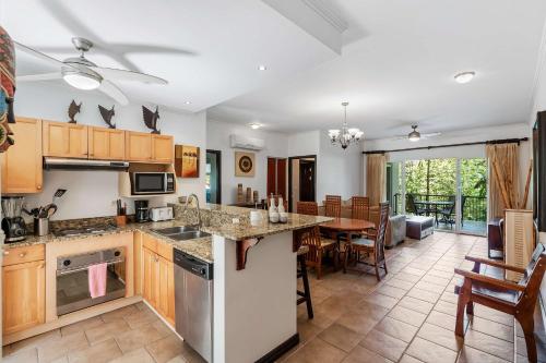 3-BD Beauty with Pool Near Beach in Santa Cruz