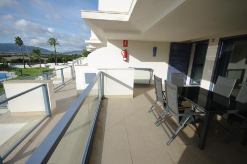 Apartment with Pool View  image 10