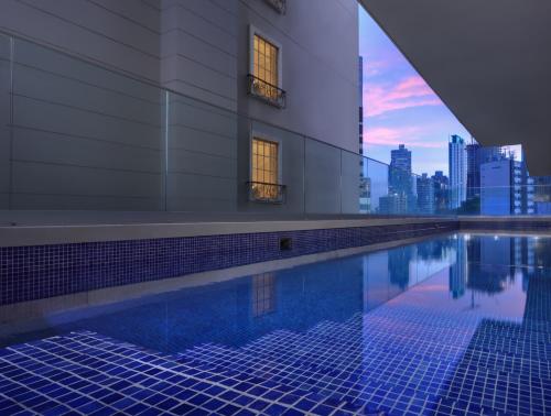 Deluxe 2 Double Beds, Non-Smoking room in Bristol Panama a Registry Collection Hotel