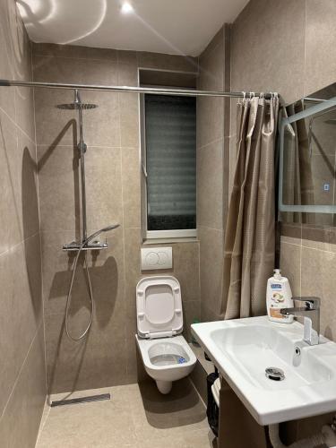 Tirana Home, Tirana (photo 6)