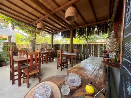 Ēdiens un dzērieni, Suítes Aracuã (Suites Aracua) in Karaiva