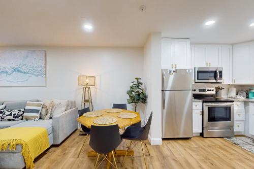 Spa On Port Royal Sound 3136 near Hilton Head Airport