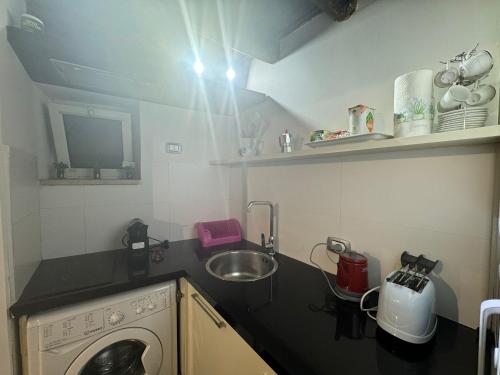 In Ancient Rome Apartment, Rome (photo 3)