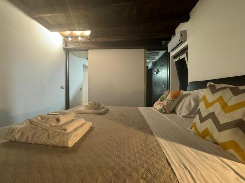 In Ancient Rome Apartment, Rome (photo 9)