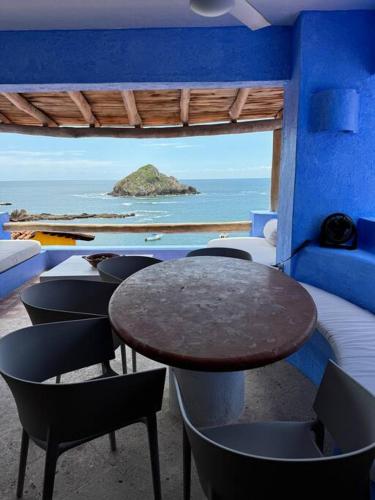 Casita Hermanitas - 3 bedroom panoramic ocean views with private cook in Costa Careyes