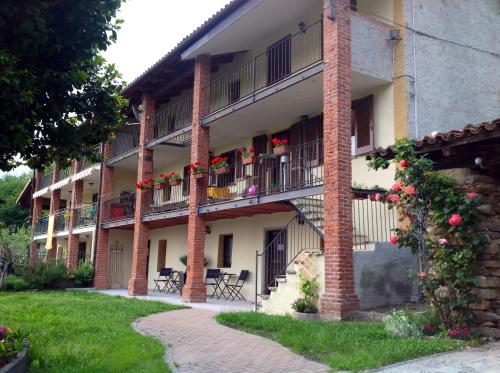 B&B Cascina Brunod – Chiaverano D'Ivrea, NY