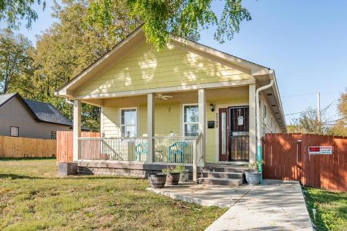 Charming home with fire pit near downtown
