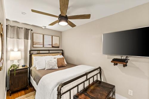 CDM 354 - Seaside Enchantment in Galveston, USA