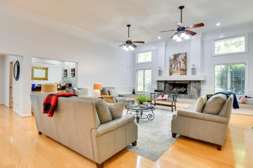 4 Mi to UGA Pet-Friendly Home in Athens