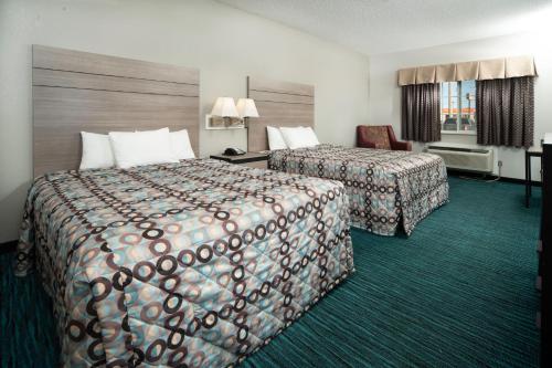 Countryside Inn & Suites - image 13