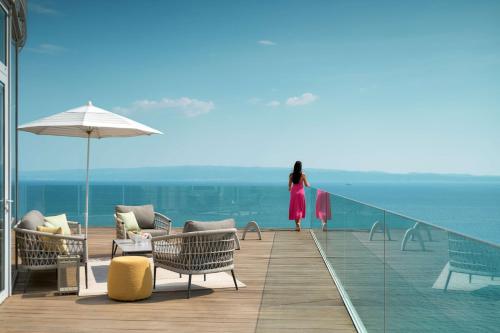 Penthouse Suite with Panoramic Sea View and Terrace