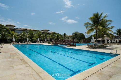 Apto confortável com piscina em Guarajuba GCH0201