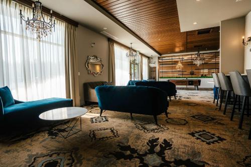 Lobby, Prestige Treasure Cove Resort Prince George in Prince George (BC)