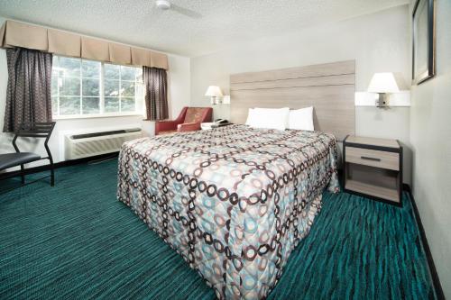 Countryside Inn & Suites - image 6