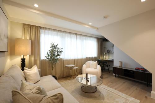 Comfort 3 Bedroom Home in Notting Hill, Londýn