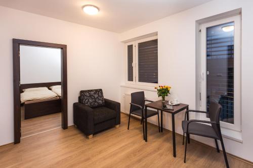 Barok Hotel and Apartments Room Type - Studio Premium