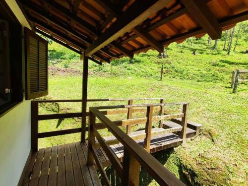 Linda casa em Visconde de Mauá perto da cachoeira (Linda casa em Visconde de Maua perto da cachoeira) in Bocaina De Minas