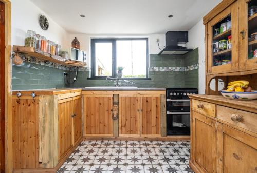 virtuve, The Hideaway Muff in Inishowen
