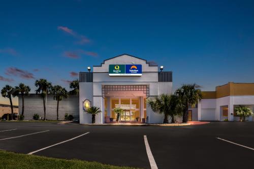 Suburban Studios Slidell I-10 - image 7