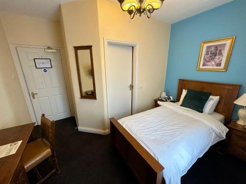 George & Pilgrims Hotel - image 10