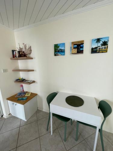One-Bedroom House image 5