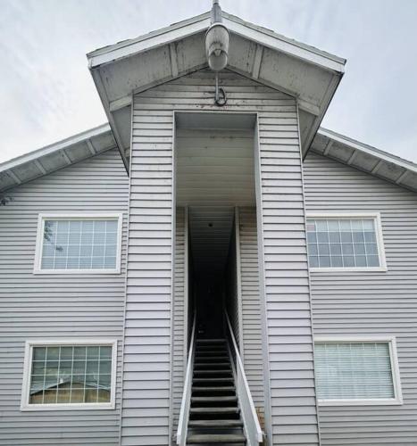 Chandlers Recliner Retreat in Hillcrest