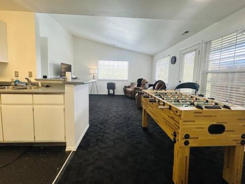 Chandlers Recliner Retreat in Hillcrest