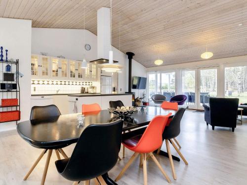 Facilities, Family Retreat Sauna & Fenced Garden in Rodby