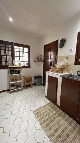 Maison Laluciole KALIKAK in Либревиль