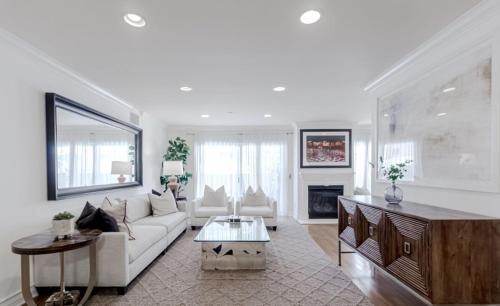 Chic 3-bedroom West Hollywood Retreat in Los Angeles, USA