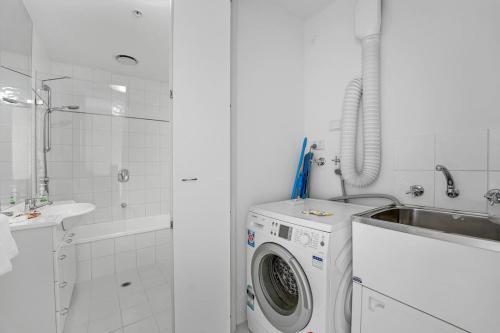 Metro Apartments - SouthMelbourne Luxury w parking in South Melbourne