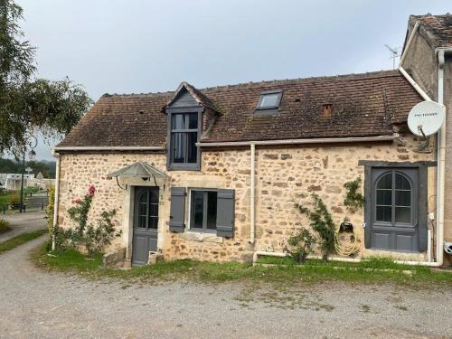 La Ptite maison du Canal gîte à louer Faverdines