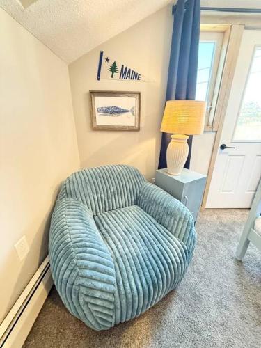 Luxurious Beachfront New England Cottage in Biddeford, USA