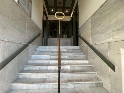 Bright and Modern Studio in Louisville # 103 - image 4