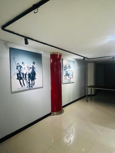 Main gallery