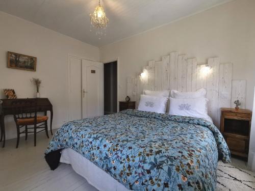 Maison de campagne paisible avec terrasse et animaux admis - FR-1-582-505 chambre d'hôte Aubignac