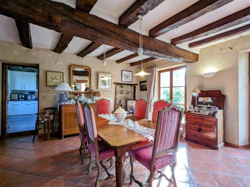 Charmantes chambres d'hôtes avec petit-déjeuner à Azay-le-Ferron - FR-1-591-674 (Charmantes chambres d'hotes avec petit-dejeuner a Azay-le-Ferron - FR-1-591-674) in Azay Le Ferron