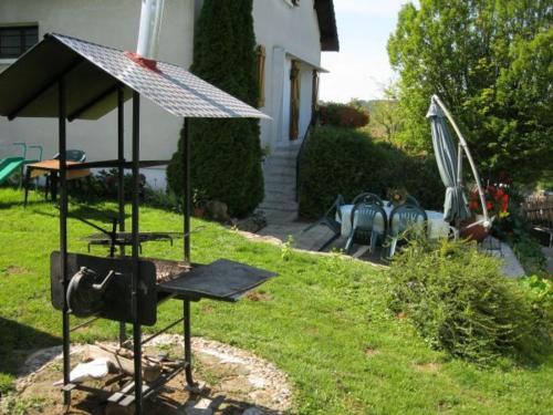 Chalet cosy avec cheminée et animaux acceptés - FR-1-585-144 (Chalet cosy avec cheminee et animaux acceptes - FR-1-585-144) in Cousances-les-Forges