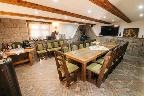 Restoran, Rácz Kúria (Racz Kuria) in Baraolt