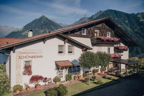 One-Bedroom Apartment with Balcony and Mountain View