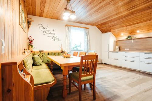 Almferienhaus Russmann in Frantschach-Sankt Gertraud