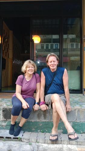 Banphe​ Hostel near Ban Phe Market