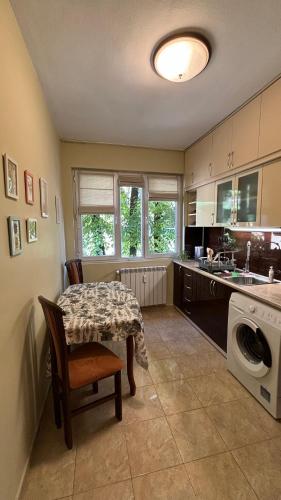 Quiet 2 bedrooms downtown apart, Sofia (Foto 6)