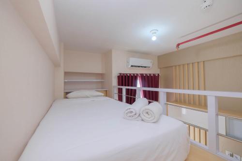 Comfy and Tidy Studio at Dave Apartment By Travelio, Depok