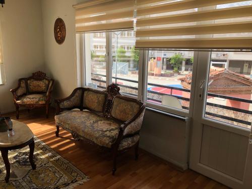 Apartment image 5