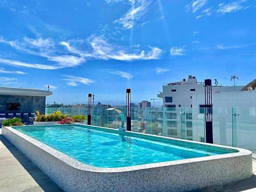 Rooftop, pool y amenidades in Bucerías, Mexico
