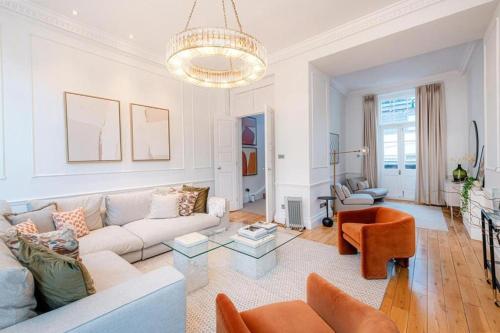 Luxury Central London Apartment with 4 Bedrooms